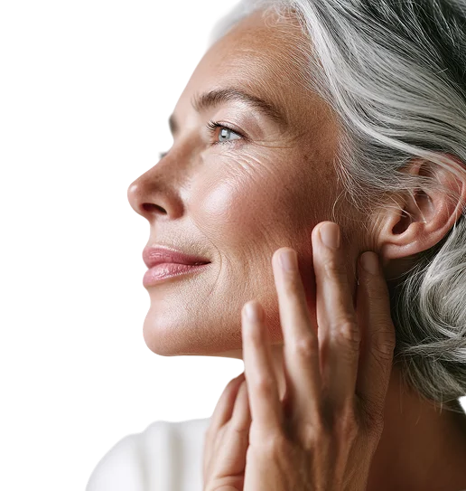 Reife Frau im Profil – Revision Rhinoplastik zur Korrektur einer vorherigen Nasenoperation